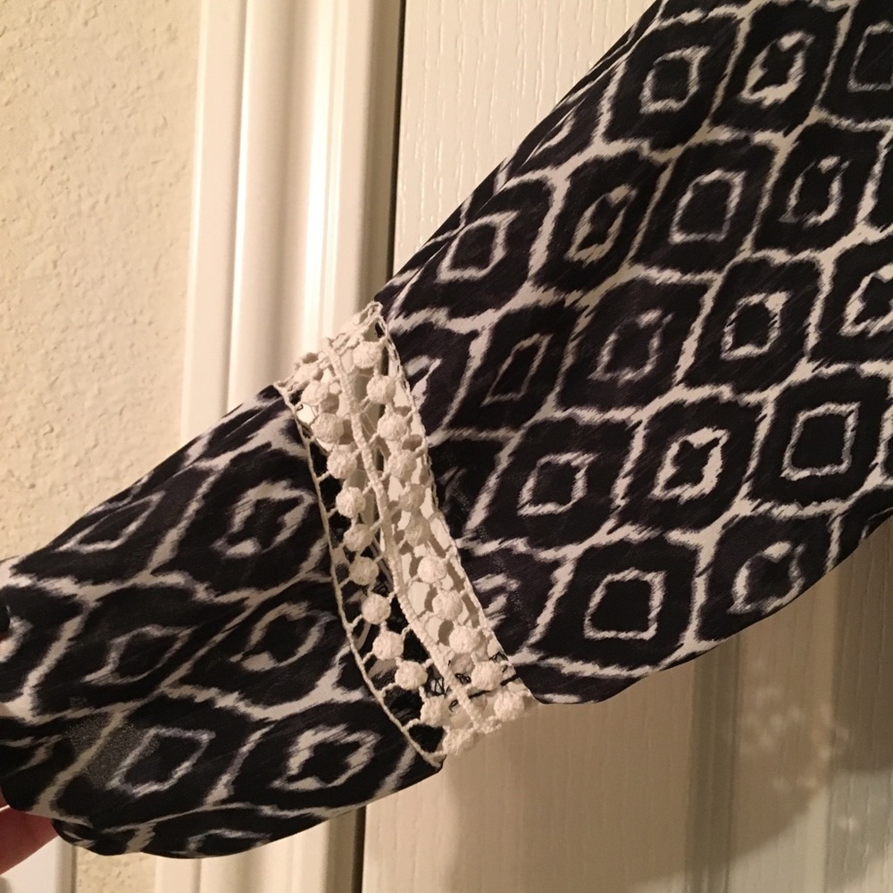 Patterned Shirt - Picture 3 of 4
